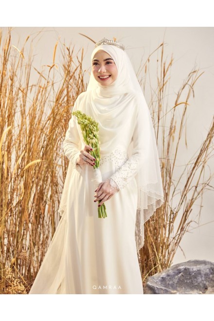 LAVIERA DRESS OFFWHITE